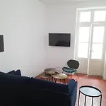 Beautiful & Loft In Center Apartment *