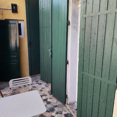 Beautiful & Loft In Center Apartment Beziers