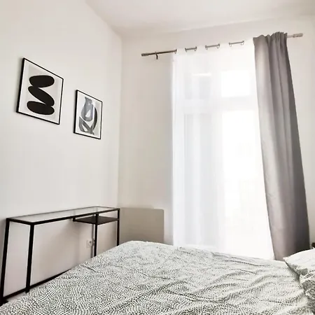 Апартаменты Beautiful & Loft In Center Безье