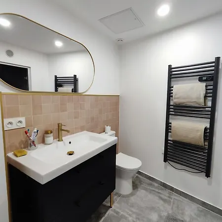 Beautiful & Loft In Center * Beziers
