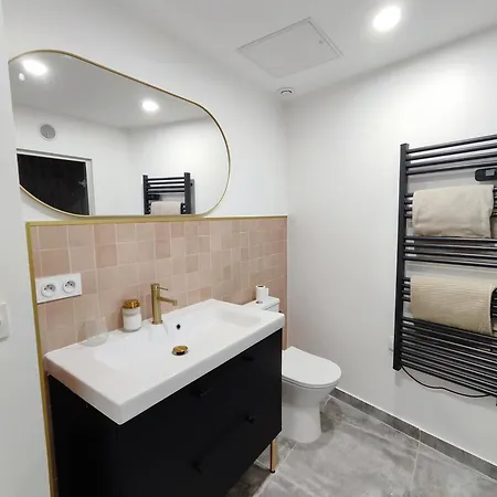 Beautiful & Loft In Center Apartment