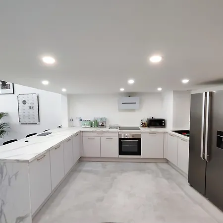 Beautiful & Loft In Center Apartment *