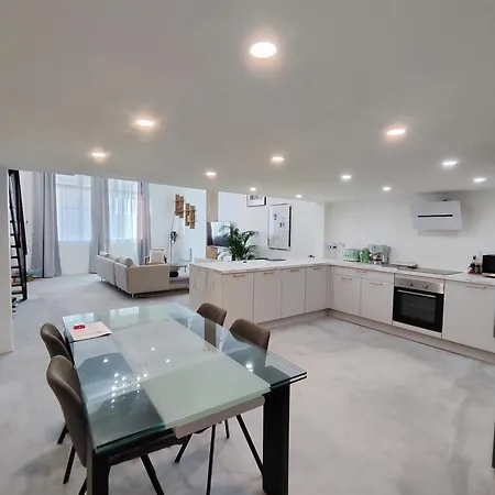 Beautiful & Loft In Center Apartment Beziers