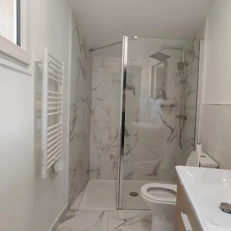 Beautiful & Loft In Center Безье