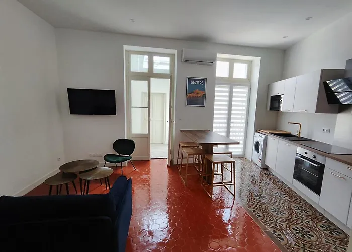 Beautiful & Loft In Center Lägenhet *