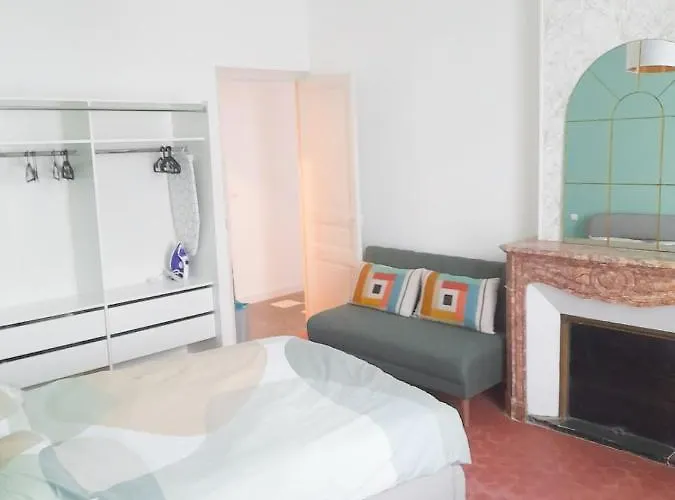 Beautiful & Loft In Center Διαμέρισμα Μπεζιέ