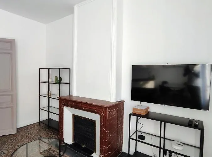 Διαμέρισμα Beautiful & Loft In Center Μπεζιέ