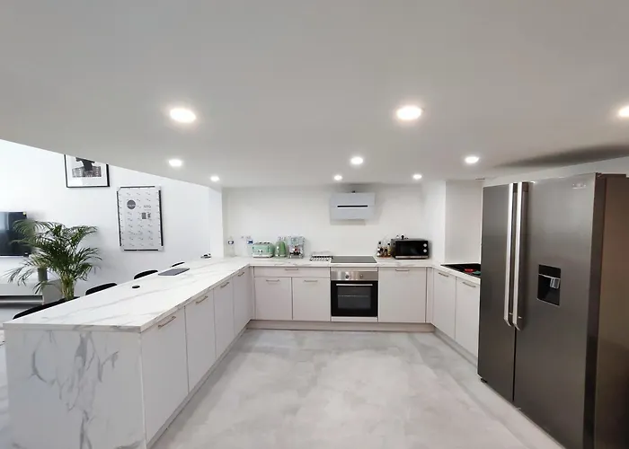 Beautiful & Loft In Center Διαμέρισμα *