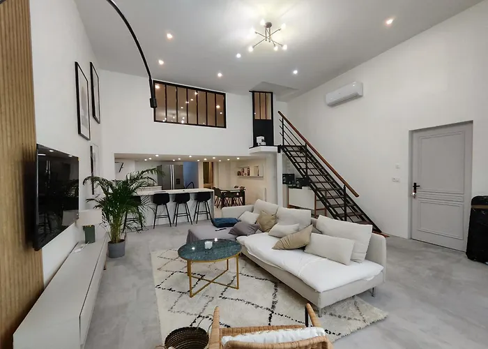 Διαμέρισμα Beautiful & Loft In Center